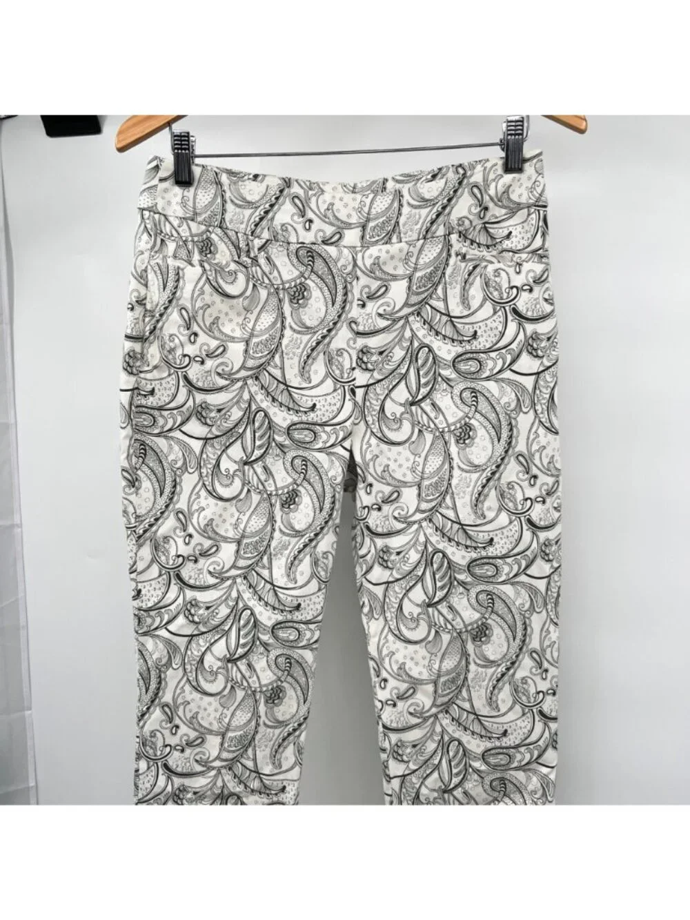 Chico's Womens Paisley Ankle Pants Pull On White/Green Size 6 Pockets